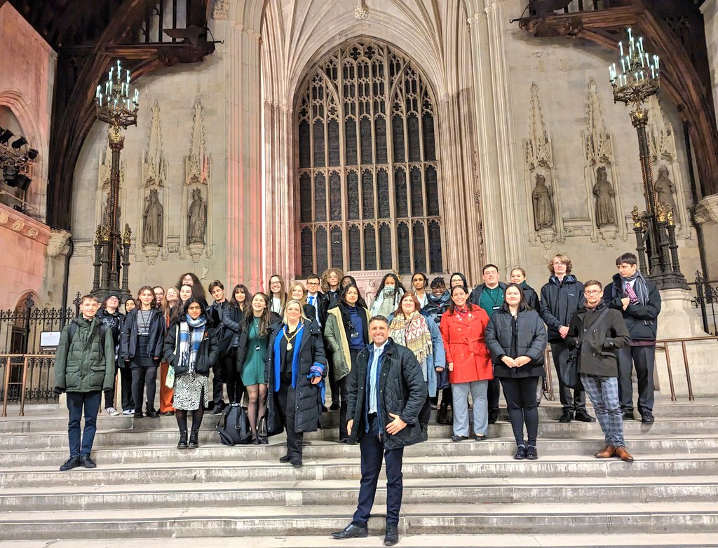 Ben_Everitt's tweet photo. Thank you to our judges @JulieMillsOBE, @MichelleSmyth29, @Mayor_MK, @Pray_Ksha, @LTWhiting &amp; Sean Rose from the Chamber of Commerce and to every school and student that took part in this year's competition.

Great to give you all a tour of Parliament after the final 😁 https://t.co/Hot4HNiAwz