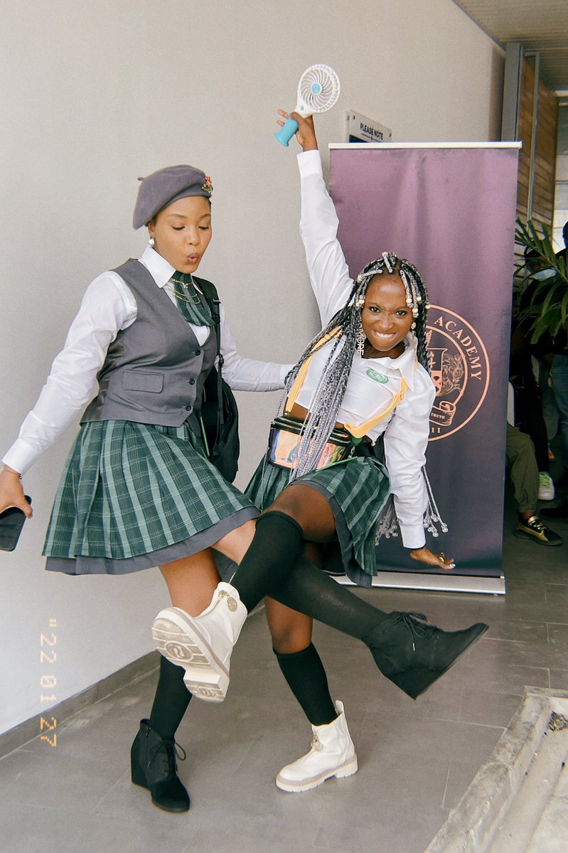 Rubyokezie's tweet photo. Hey fam ! ❤️
Are you watching Far From Home?
Available On Netflix ! 
Thought I should post a few random BTS photos on set with Ishaya and Zina 
#farfromhomenetflix #FarFromHome #Nnenna #ishay #zina https://t.co/bwtqRZstS1