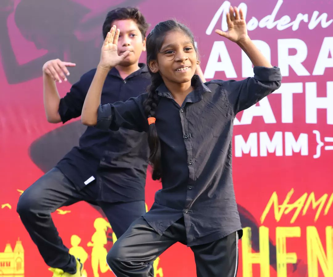 MadrasMarathon's tweet photo. Beautiful performances by Vishwa Master Dance Studio kids at Modern Madras Marathon

#modernmadrasmarathon #mmmarathon #mmmarathon2022 #chennaimarathon #chennaimarathon2022 #tamilprintsandevents #marathon #hastag #Trending https://t.co/wtz2OhwlAz