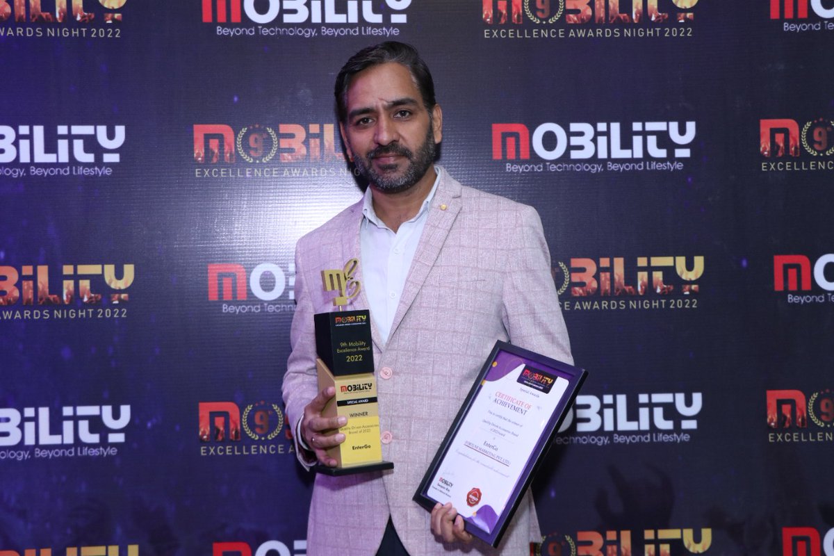 enterproduct's tweet photo. We are pleased to inform you that "EnterGo" has won the Quality Driven Accessories Brand Award 2022, at 9th Mobility Excellence Awards
#entergo #awards #Awards2022 #EnterCarMate200 #EnterCarMate200MobileCharger #EnterCarMate200CarCharger #CarCharger #WirelessMobileCharger https://t.co/5EBpiRud8D