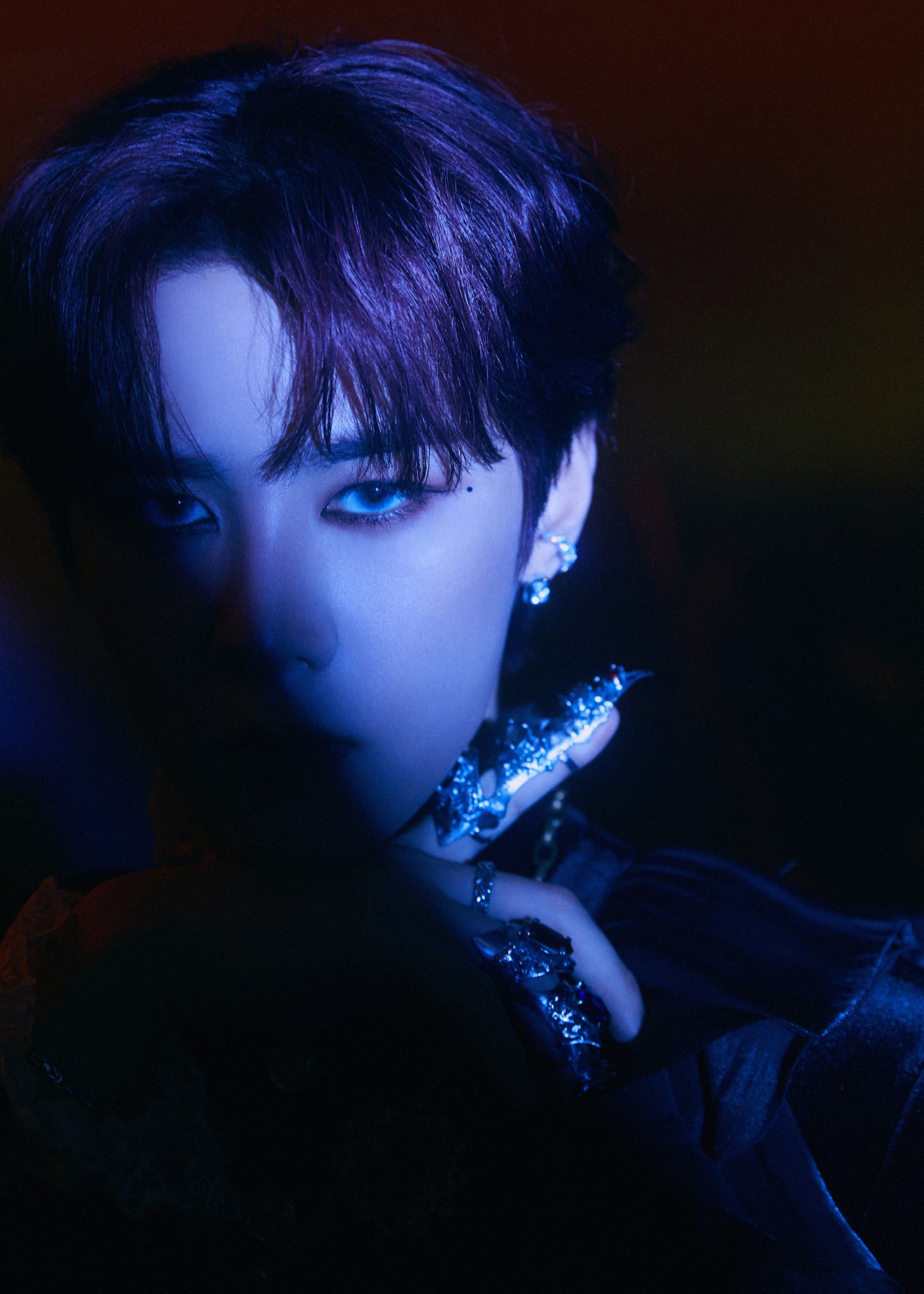 FkV6rjQVUAcrOoG?format=jpg&name=large