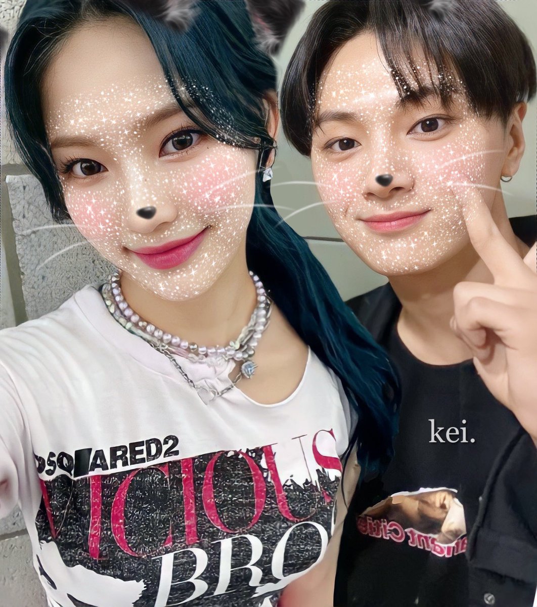 fleurqs's tweet photo. jongchel as cats π±
#jongchaengie #jongchel #wonbusa https://t.co/I9U1rr4EOb