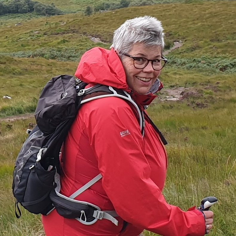 LancsLibraries's tweet image. Here&apos;s Sue from #KnottEndLibrary
She&apos;s chosen The Salt Path by @Raynor_Winn as her
#LancsBestOf2022
An inspirational and amusing read in the face of adversity, hope and despair
Find it on #BorrowBox
lancashire.borrowbox.com/product/PRH_57…