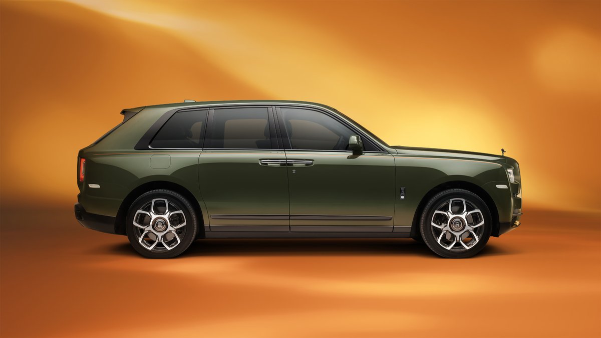 nigelharniman's tweet photo. A little something to brighten a December day!
#RollsRoyce #Cullinan Re-Belle 'Inspired by Fashion' just launched... another great team effort as always, thanks to all involved from client and studio to post.
Have a great Christmas &amp; New Year, see you in 2023!
#studiophotography https://t.co/IUr36FPZOq