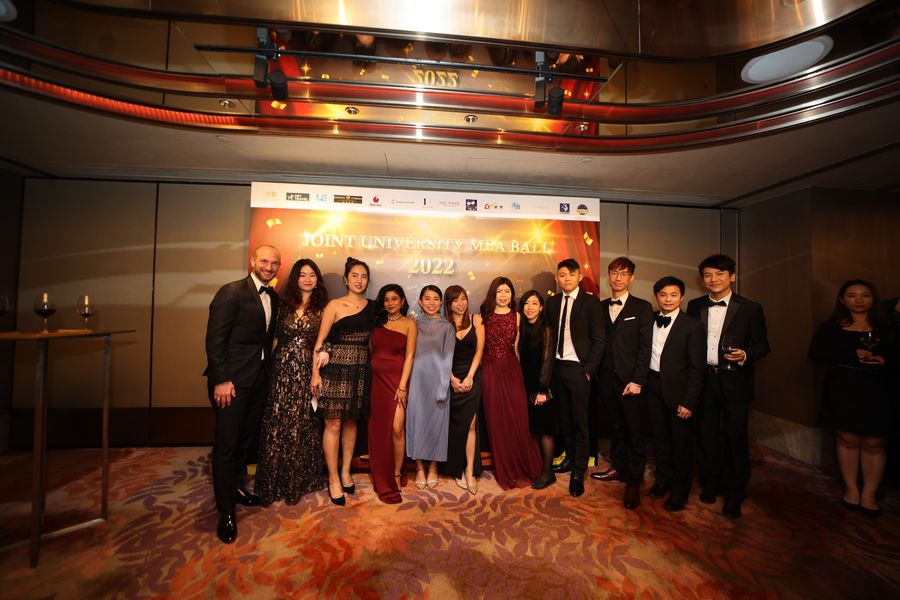bhavis's tweet photo. What a fun Joint-U MBA ball evening it was!!!❤️
#HongKong #MBASchool #HKMBASchools https://t.co/zt95Qcq7ky