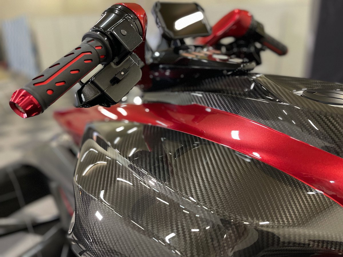 XTurismoLE's tweet photo. XTURISMO  𝑰𝒎𝒑𝒆𝒓𝒊𝒂𝒍 𝑺𝒉𝒊𝒏𝒆 𝑹𝒆𝒅

#xturismo #flyingbike #flyingcar #futuremobility #luxuryaircruiser #airmobility #vtol #uam #flight 
#aerwins #alitechnologies
#𝑰𝒎𝒑𝒆𝒓𝒊𝒂𝒍𝑺𝒉𝒊𝒏𝒆𝑹𝒆𝒅 https://t.co/T62ENSlXlg