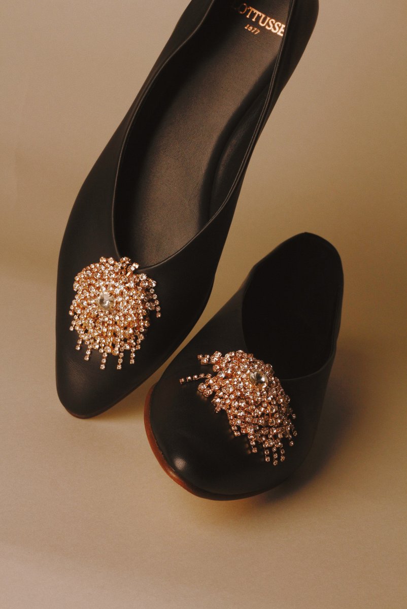 Christmas isn't a season it's a feeling. 

#Christmas #MadeWellSince1877 #CraftingTheFuture #AW22