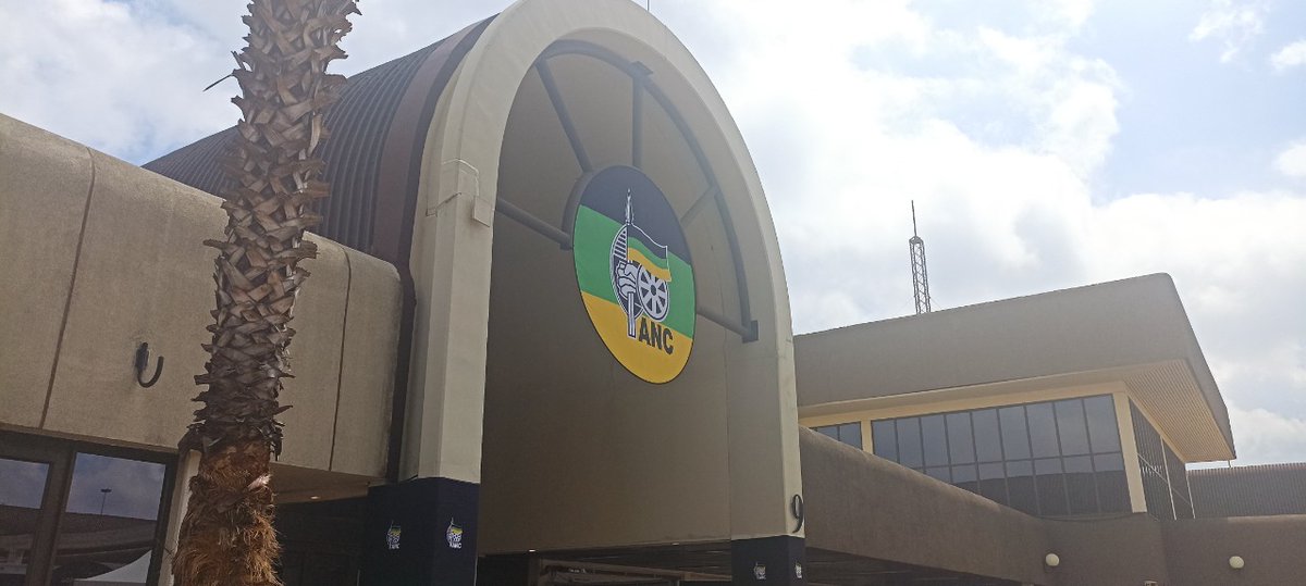 cgtnafrica's tweet photo. #PICTURES: Results expected shortly at the Nasrec Expo Centre, #South Africa, where 4,000 African National Congress (#ANC) delegates will gather to learn whether Cyril #Ramaphosa will lead the party for another five years or it will be former health minister Zweli #Mkhize https://t.co/9F91X4bgsp