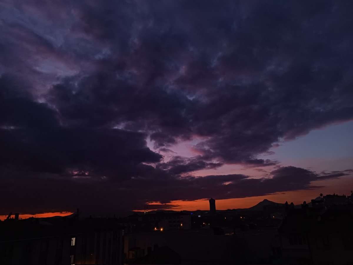 Güzel bir hafta geçirmek dileğiyle..