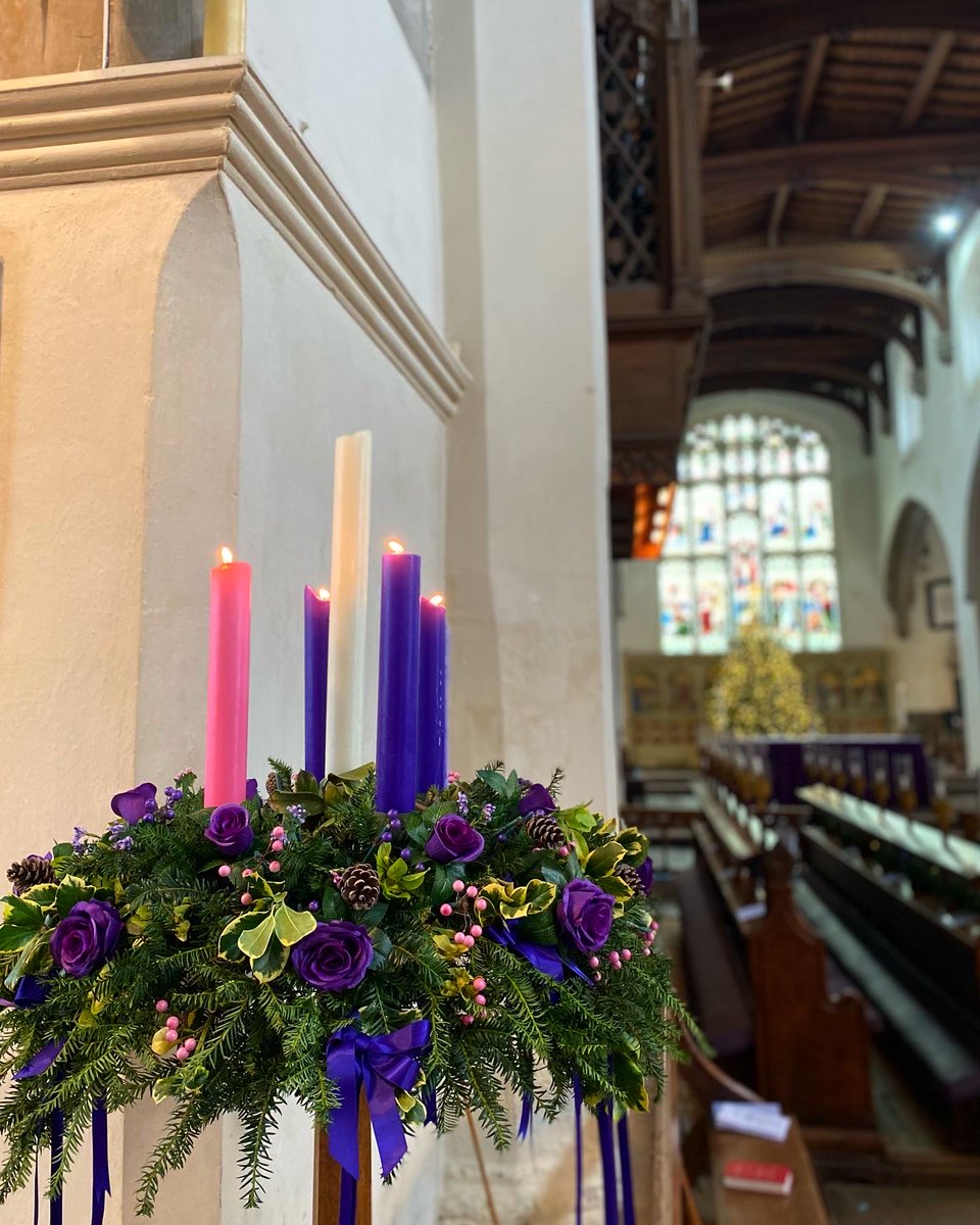 stmaryshitchin_'s tweet photo. What a day we had yesterday! Entertained by a #scratchnativity in the morning, & closing with the restful calm of candlelit compline. Wonderful to see all 4 candles on our advent ring lit - looking forward to lighting the last on the big day itself! https://t.co/I6ShWE0gWz