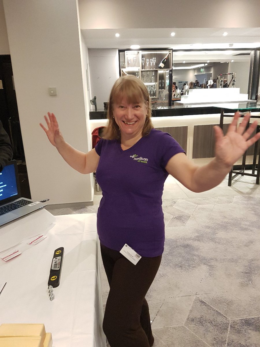 HandsOnAtWork's tweet photo. Wishing Kathy Scott owner of Hands On At Work a very HAPPY BIRTHDAY 🎂 🥳 🎉 🎈 🎁 

From all the team at HOAW - have a wonderful day 😊 https://t.co/SxwxVcUb1I