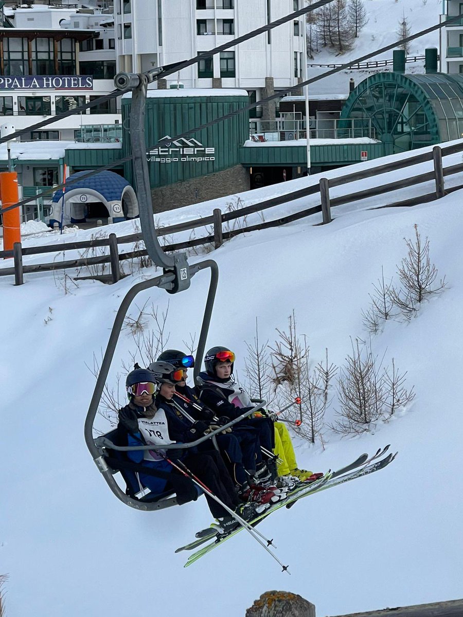 felstedprep's tweet photo. Felsted Ski Team - Race Day 1. Giant Slalom. All children up and out. A few pre race nerves! @FelstedSport https://t.co/FcsCBm9Jny