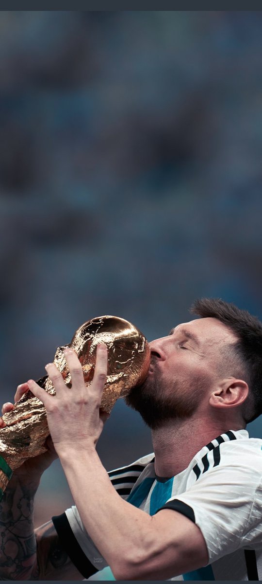 Sir Yonko tweet media