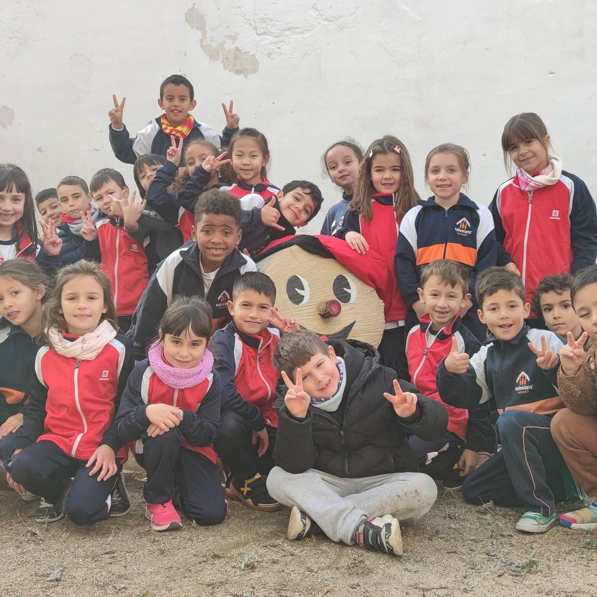 SalesiansMAT's tweet photo. #2nEP 🎄 Visitem els pessebres que han muntat des de l'Associació de Pessebristes de la nostra ciutat! @pessebresmataro https://t.co/vHQZVBqRmC