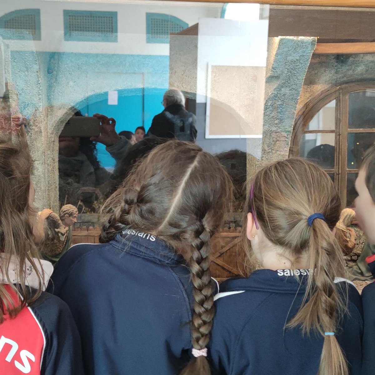 SalesiansMAT's tweet photo. #2nEP 🎄 Visitem els pessebres que han muntat des de l'Associació de Pessebristes de la nostra ciutat! @pessebresmataro https://t.co/vHQZVBqRmC