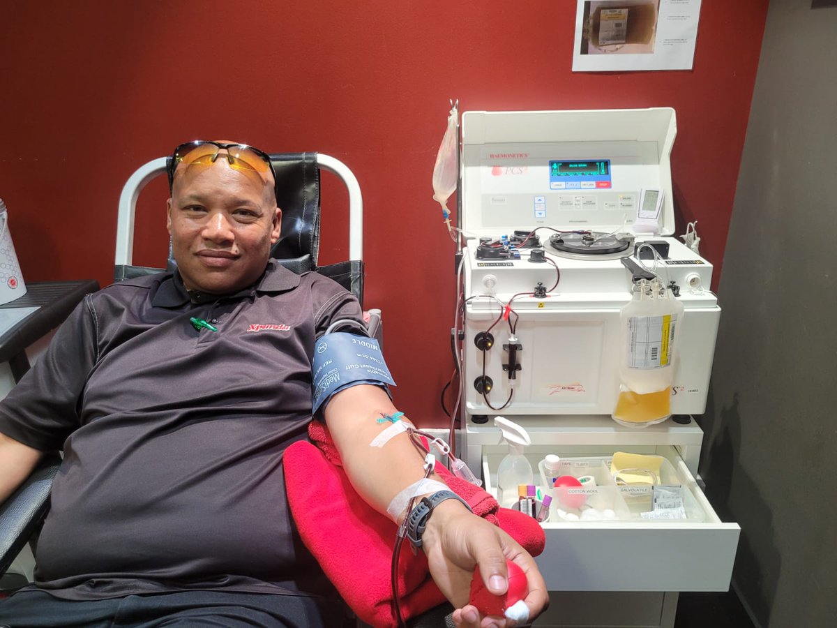 stephencloetesc's tweet photo. #CoolestBloodDonorEver https://t.co/lmUobCYZrm