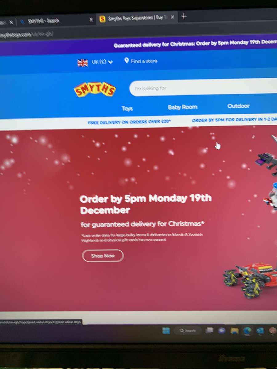 MadeiraIsles's tweet photo. @SmythsToysUK what a joke guaranteed delivery by Christmas I still don’t have my parcel from the 8th December and had no reply from your customer service or useless @YodelOnline keep saying parcel will be delivered today this has been on going since the 8th https://t.co/pjQYqBRbxC