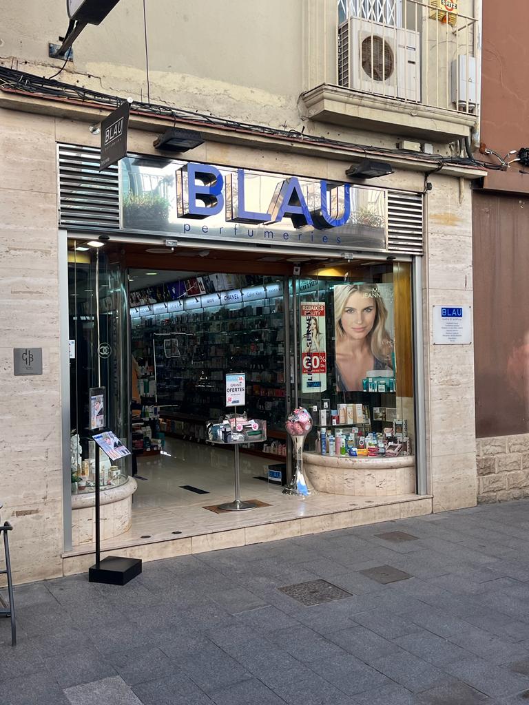 ComercBDN's tweet photo. 1/2
🚨🚨🚨 A T E N C I Ó‼️ 📢📢📢
Us queden 12 dies per poder aprofitar-vos de la campanya #ABadalonasomBons!Podeu gaudir entre d'altres d'un 40% descompte a comerç,restauració i mercats municipals adherits,com per exemple:
📍Perfumeries Blau
📍Restaurant Elements
#comercbdn https://t.co/ZVglpBGGNo