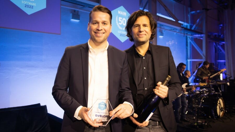 dig_business's tweet image. Jährlich zeichnet der #Private-Equity-Investor #MainCapital Partners die erfolgreichsten Unternehmen der #Softwarebranche mit den „#MainSoftware 50 Awards“ aus. In diesem Jahr schaffte es #d.velop unter die Top-3-Anbieter.

digitalbusiness-cloud.de/d-velop-ag-mit…