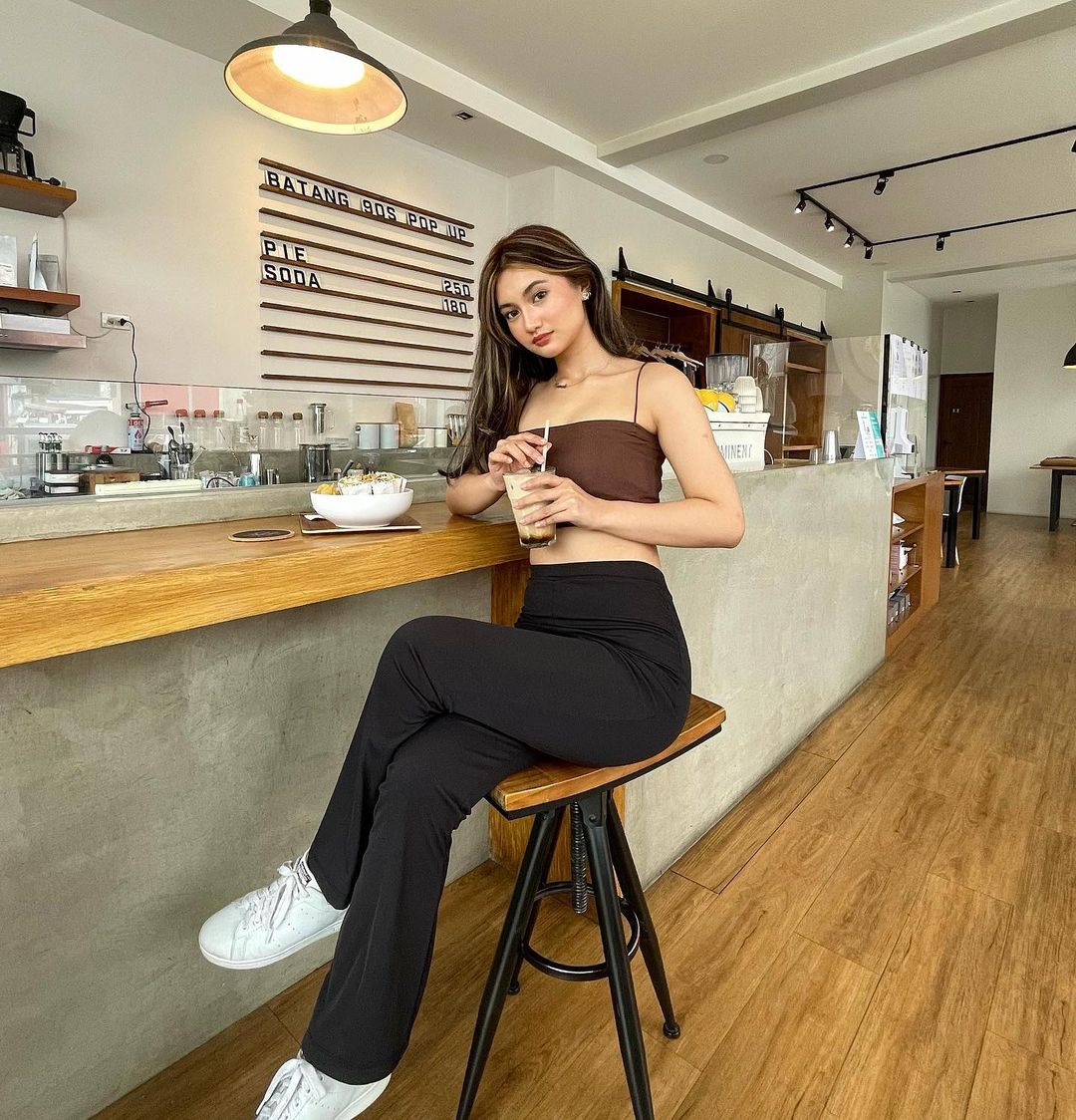itshailey10's tweet photo. Would you let me be your financial advisor? https://t.co/NpfJO6qTul
