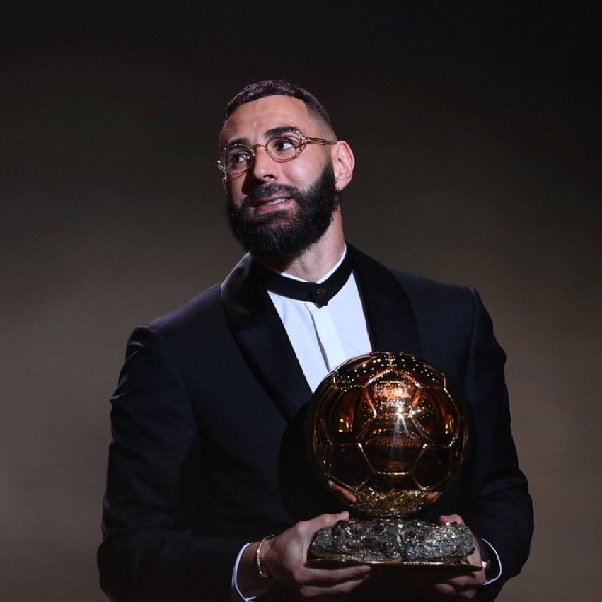 Happy Birthday to the best number 9 in the World.

Karim Benzema   