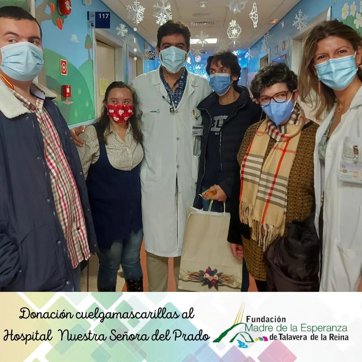 pfluriache's tweet photo. ❤️Grandes los chicos de Fundación "Madre de la Esperanza"!!! 
🎁Han donado al 🏥 #HospitalTalavera unos cuelgamascarillas artesanales hechos por ellos mismos con mucha ilusión para 👶niños ingresados y profesionales de la planta de #Pediatría. 
Detalles que #humanizan!!!!! https://t.co/U7XXKZyYwR