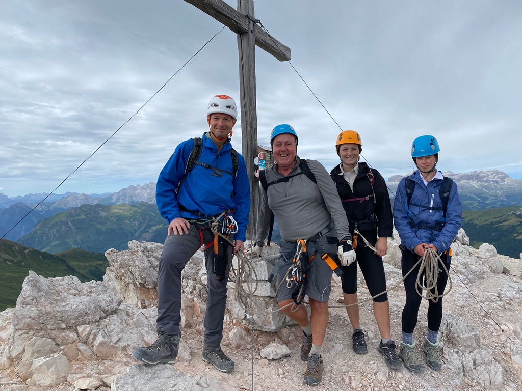 SummitAchieve's tweet image. Are you ready to start your journey to transform your leadership capabilities and make positive change in yourself! Let's make a difference together. 
#LeadershipDevelopment #ChangeMakers