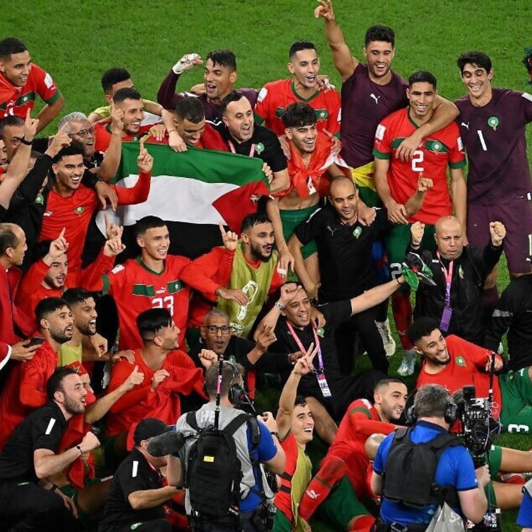 When your squad wins everyone's hearts.