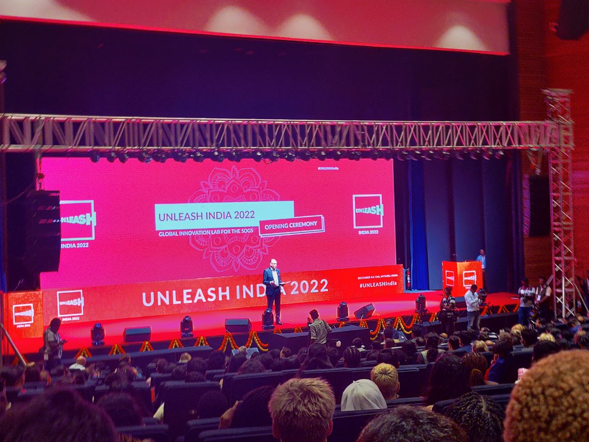 fhrishal's tweet photo. 1000 talents and around 200 facilitators+ experts from 100+ countries gathered around at the historical Mysore City of Karnataka for UNLEASH Innovation Lab India 2022. Glad to be a part of it! Our team provided a solution on SDG 13 track - Urban Waste #UNLEASHIndia #UNLEASH2022 https://t.co/3uDdBnSHei