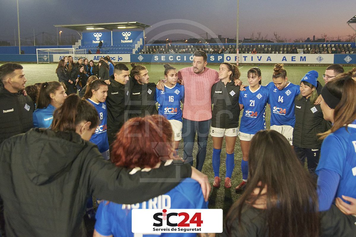 SEGREcom's tweet photo. ⚽ Les imatges del partit que van disputar @SEAEM_1925 i @UDGTenerife B al Recasens 

 📸 @CarlesMiranda

 #AEMUDGTenerifeB #LleidaEnJoc

Tota la galeria, aquí 👉 https://t.co/uOxPVoCwOg https://t.co/Gl4Qm2Am1E