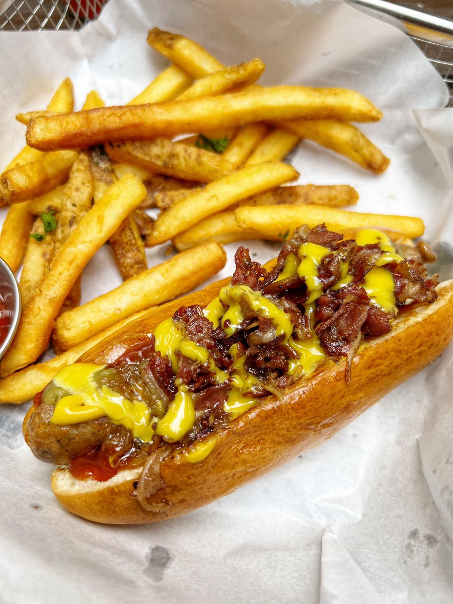 Kalau korang nak makan sausage yang sedap, kena datang ke Cyberjaya!