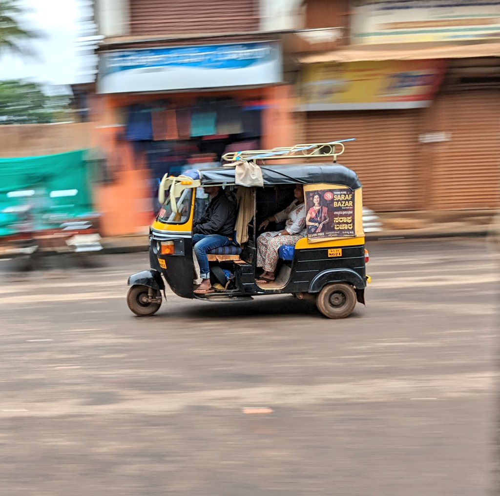 rajendrashegde's tweet photo. #Autorickshaw shot on #Pixel6, @madebygoogle using #ActionPan #MotionMode
#teampixel https://t.co/SCQUPEmg2S