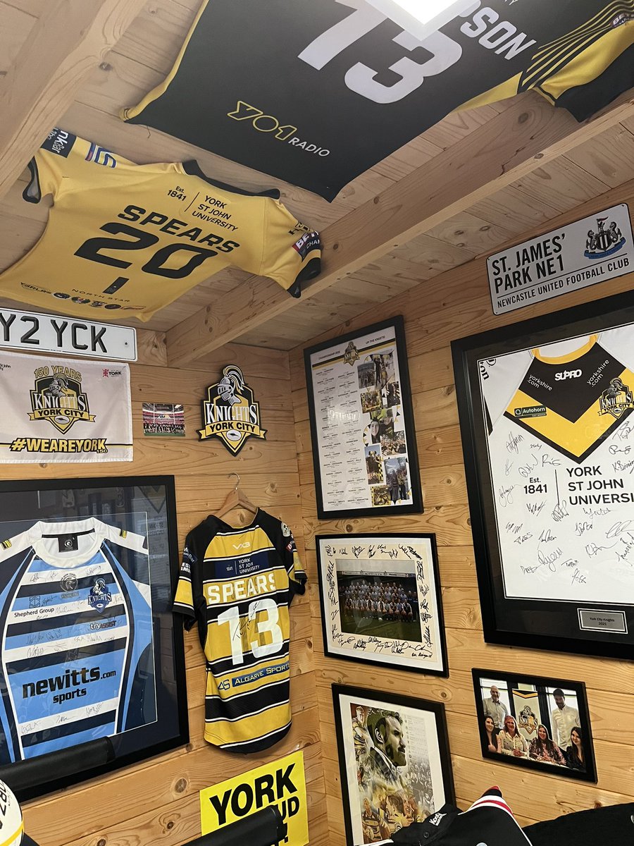 Andy Knowles💛🖤💚 tweet media