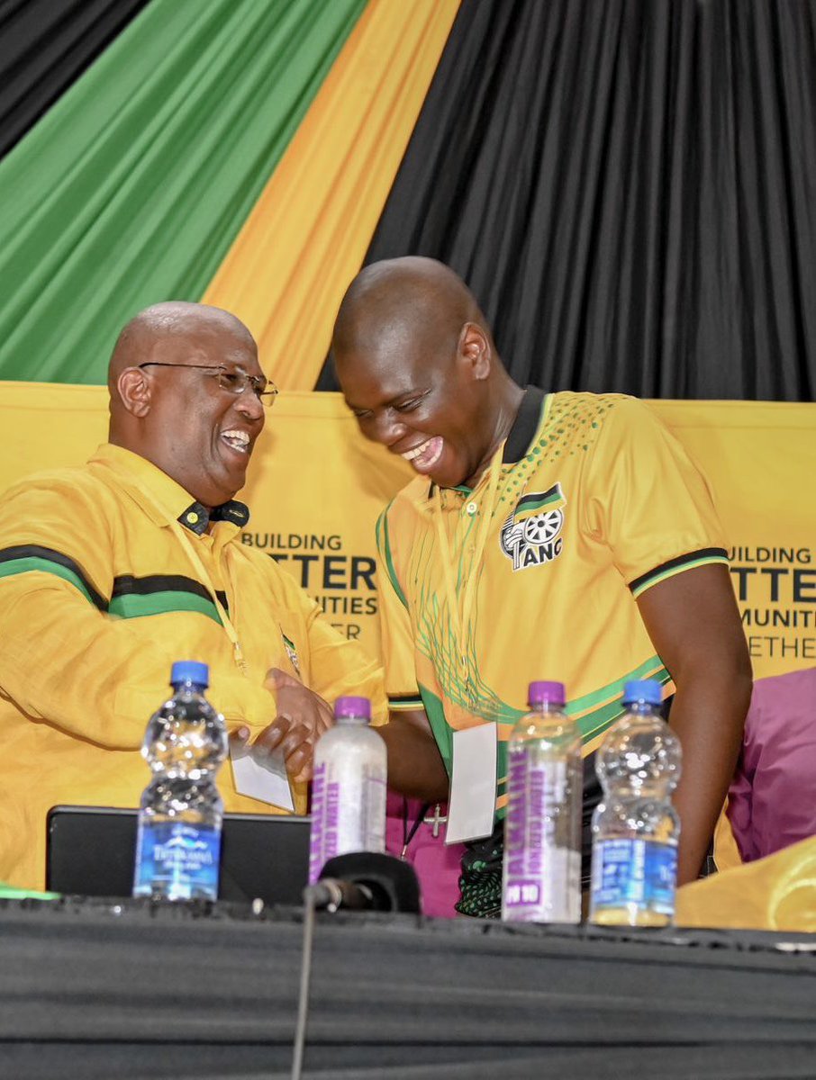 KMokgaga's tweet image. Mabuyane to Ronald Lamola: "What were we thinking mara chief? Taking on Paul Mashatile, a man who held three positions at once😂😂😂