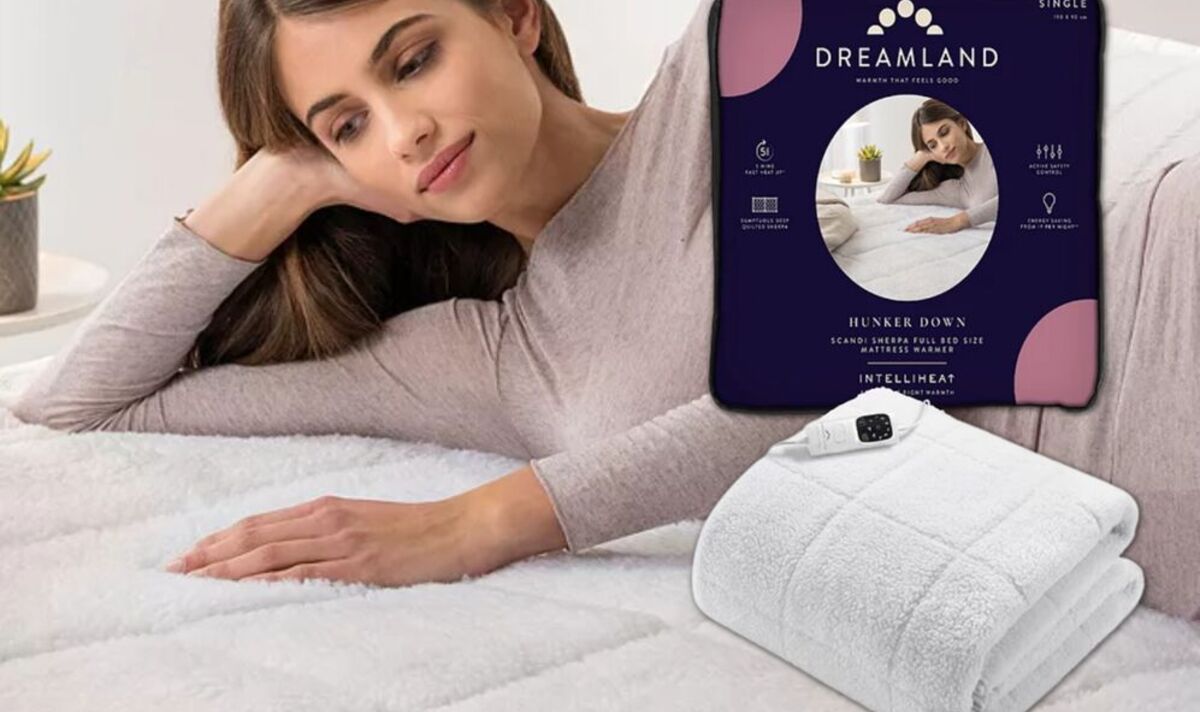 🎁Christmas Gift Ideas at Dalzells; Coffee Machines, Roberts Radios, Food Mixers and Electric Blankets🥰
Call In-store or give us a Call!👇
📌armaghelectrical.com/contact-us
📲In-store Experts +44 28 3755 1260
🚛Free Delivery👉 #NorthernIreland + #Monaghan #Louth #Meath #Cavan #Dublin