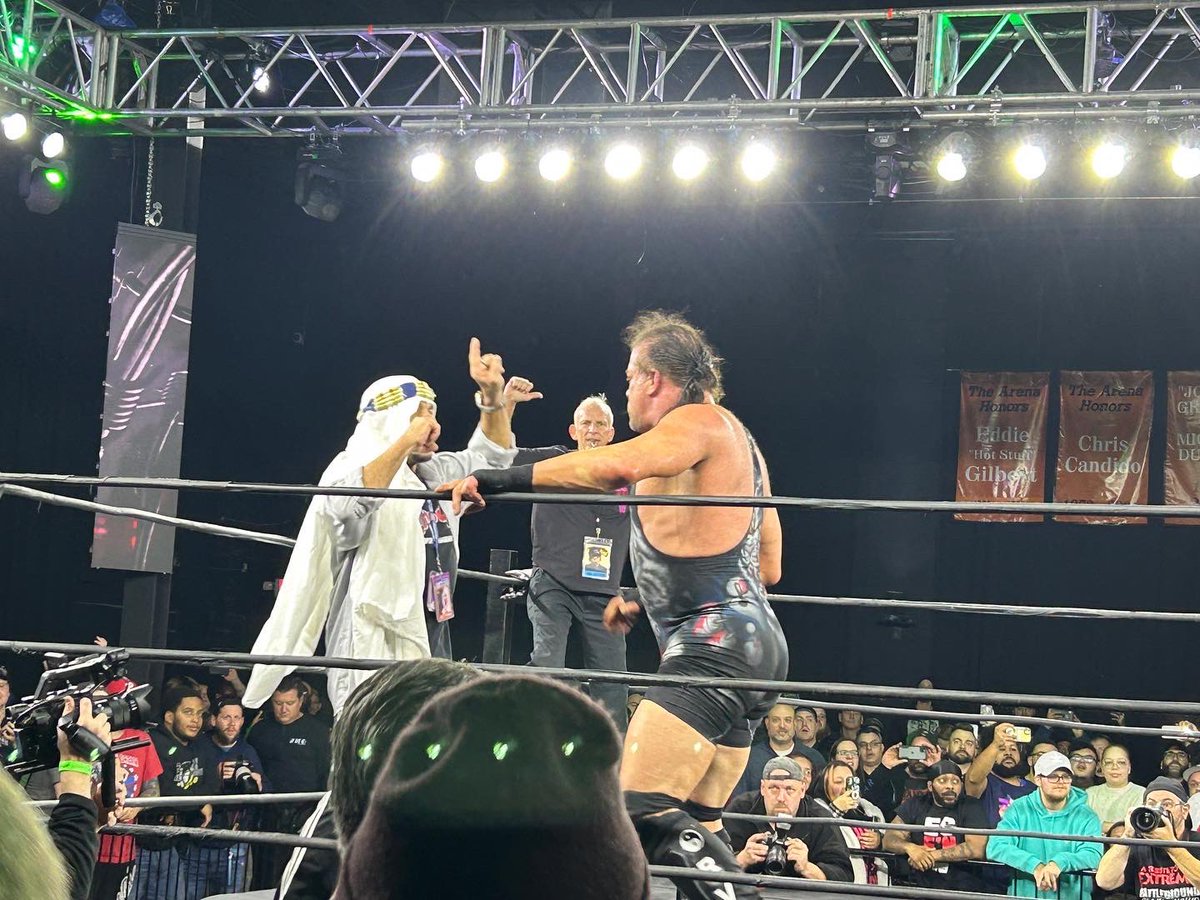 extremetimeline's tweet photo. This weekend was very, very special to me. Seeing #ECW originals in front of an ECW crowd in the birthplace of where it all started. #ForeverHardcore #WrestlingMecca #ECDub #BCW #BattlegroundChampionshipWrestling #BCDub https://t.co/61RPVEcyYQ