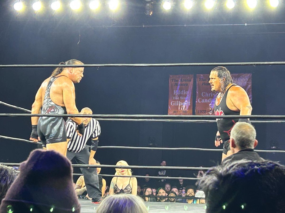 extremetimeline's tweet photo. This weekend was very, very special to me. Seeing #ECW originals in front of an ECW crowd in the birthplace of where it all started. #ForeverHardcore #WrestlingMecca #ECDub #BCW #BattlegroundChampionshipWrestling #BCDub https://t.co/61RPVEcyYQ