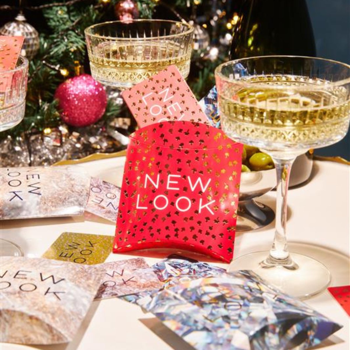 GCVA (@giftbetteruk) on Twitter photo What have you been wearing this party season. We want to see you all dressed up! Show us and you could win a ยฃ50 Gift Card from <a href="/newlook/">New Look</a> ๐ฅณ๐พ
Donโt forget to:
๐ like
๐ follow
๐ retweet
๐ #GiftBetter
๐ tag a friend
#PrizeDraw ends 23.59 19.12.22
T&Cs apply - link in bio What have you been wearing this party season. We want to see you all dressed up! Show us and you could win a ยฃ50 Gift Card from <a href="/newlook/">New Look</a> ๐ฅณ๐พ
Donโt forget to:
๐ like
๐ follow
๐ retweet
๐ #GiftBetter
๐ tag a friend
#PrizeDraw ends 23.59 19.12.22
T&Cs apply - link in bio