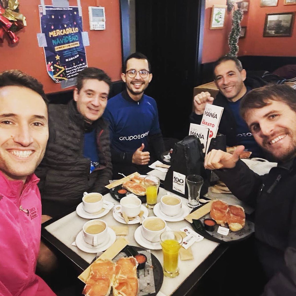 Ayer participamos en #Carreradelasempresas dándolo todo como sienpre, con foco en la meta, pero disfrutando del camino. Gran representación de nuestros compañeros, incluyendo a @azusammen que abanderó a <a href="/impulsyn/">impulsyn</a> como parte de la familia que somos <a href="/Grupo_Onetec/">Grupo Onetec</a> ¡Grandes! 💪🏻