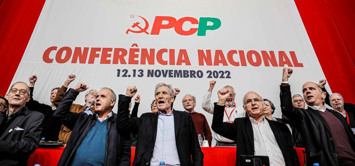 Ad inizio novembre, il segretario generale del <a href="/pcp_pt/">PCP</a> Jerónimo de Sousa ha annunciato le proprie dimissioni dopo 18 anni alla testa dei #comunisti portoghesi. Il carismatico segretario ha lasciato il proprio incarico nelle mani di Paulo Raimundo. sinistra.ch/?p=14464
