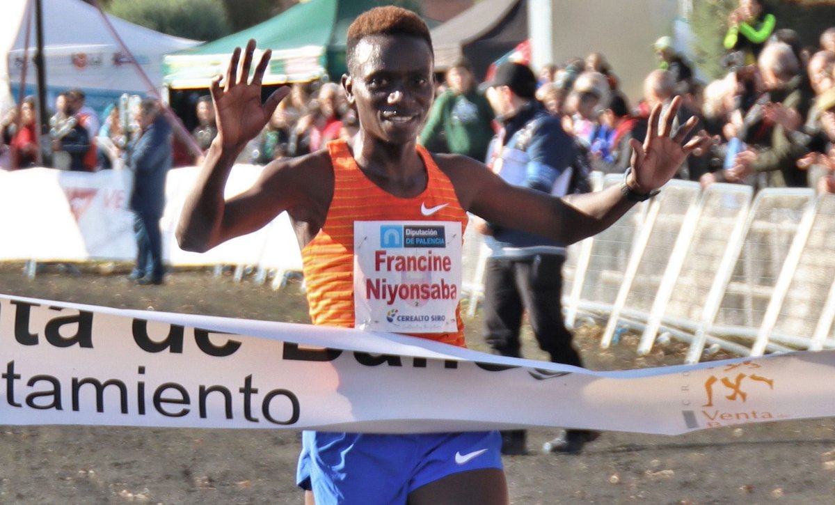 akezanet's tweet photo. 🔴Ambassadeur @FrancineNiyons4 yaraye asubiye kwivyukiranya. Akaba yatahukanye ikibanza ca mbere mw’ihiganwa rya “cross-country” ryaraye ribereye ahitwa Venta De Banos, muri Espagne. FARA yirutse ikirere kingana n’ibirometero 10 mu minota 30:44”.
Mudufashe kumukeza!! https://t.co/P5p9xSAels