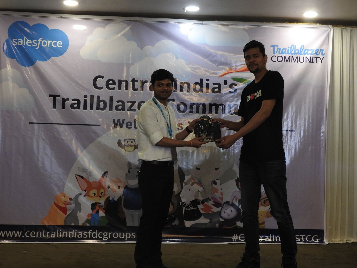CentralIndSTCG's tweet photo. A successful event😇, Yes fantastic learning session
It's one of the most successful events of Central India's Trailblazer Community Group (#centralindstcg). Salesforce Developer Group, Amravati, India hosted a "Central India Trailblazers Connect Winter Meetup 2022" on 17 DEC 22. https://t.co/9isFQ6FOK0