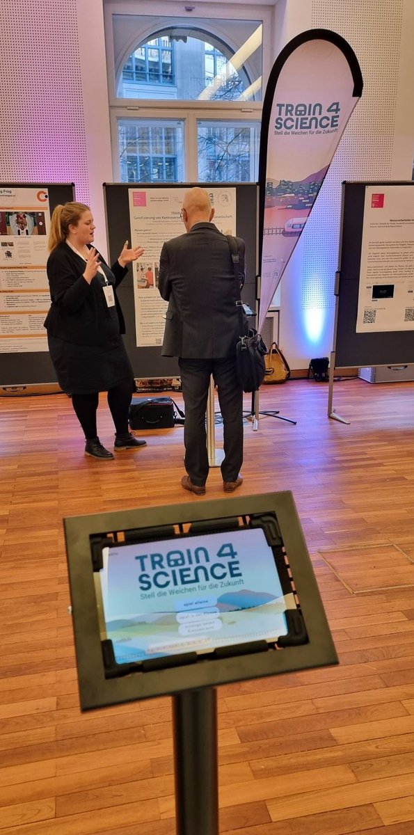 TRAIN4Science (@train4science) on Twitter photo Letzte Woche waren wir auf der Abschlusstagung des Projekts „Die Zukunft des #MINT-Lernens“ der <a href="/telekomstiftung/">telekomstiftung</a> in #Berlin, um über #DigitaleBildung zu diskutieren: Spannende Eindrücke zu praktischen Schulprojekten und Ideen für unsere App #TRAIN4Science zur #Klimakrise. Letzte Woche waren wir auf der Abschlusstagung des Projekts „Die Zukunft des #MINT-Lernens“ der <a href="/telekomstiftung/">telekomstiftung</a> in #Berlin, um über #DigitaleBildung zu diskutieren: Spannende Eindrücke zu praktischen Schulprojekten und Ideen für unsere App #TRAIN4Science zur #Klimakrise.