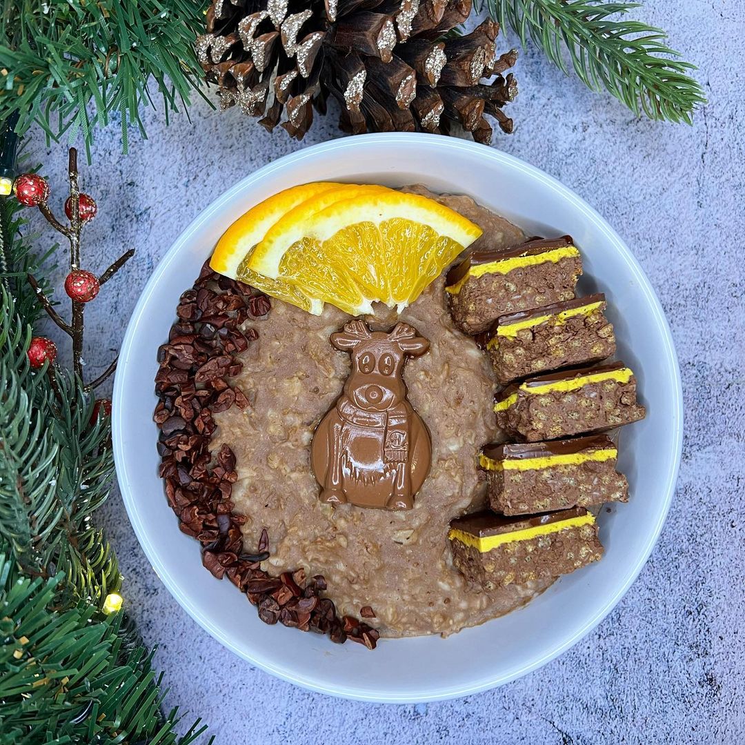 Throwback to this bowl of yumminess from @life_of_jessm 🍊🍫