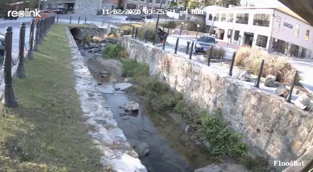 umbc_floodbot's tweet photo. Current Temp at Hamilton Str. Prkng Lot D on 12/19/2022, 06:00 is: 26.21. It feels like 18.7. Raining Probability 0.0. Rain Intensity : 0.0 The day is Clear #EllicottCity,#Flood,#Flashflood,#Floodbot,#AIConverse #UMBC Prototype/NSF GR#1640625 https://t.co/aoUtJYNRyw