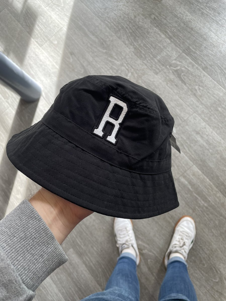 RoehamptonSU's tweet photo. Merch for Christmas? https://t.co/7Kx3Dl9by7