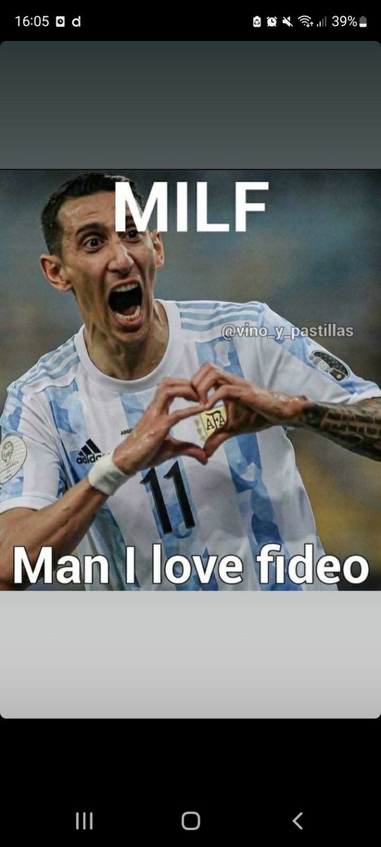 ErikCruzArg1's tweet photo. Después de pensarlo por mucho tiempo, regreso a Twitter y de que manera, gracias Argentina 🇦🇷🥺
PD: Lo del Kun con Camavinga no me gustó nada, pobre pibe, hizo un partidazo cuando salió y además nunca se ha metido con nadie. https://t.co/EHsvwM3HLP