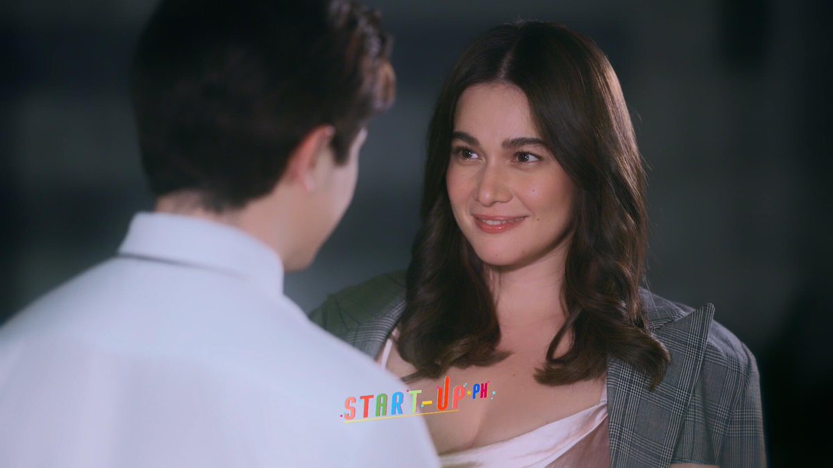 KapusoAllAccess's tweet photo. Kilig overload from TrisDan! 💞

Walang bibitiw as #StartUpPH nears its exciting finale!

@aldenrichards02 #BeaAlonzo 

Tune in to GMA Telebabad tonight at 8:50PM for: #SUPHHackers https://t.co/vQzBqMf7TM