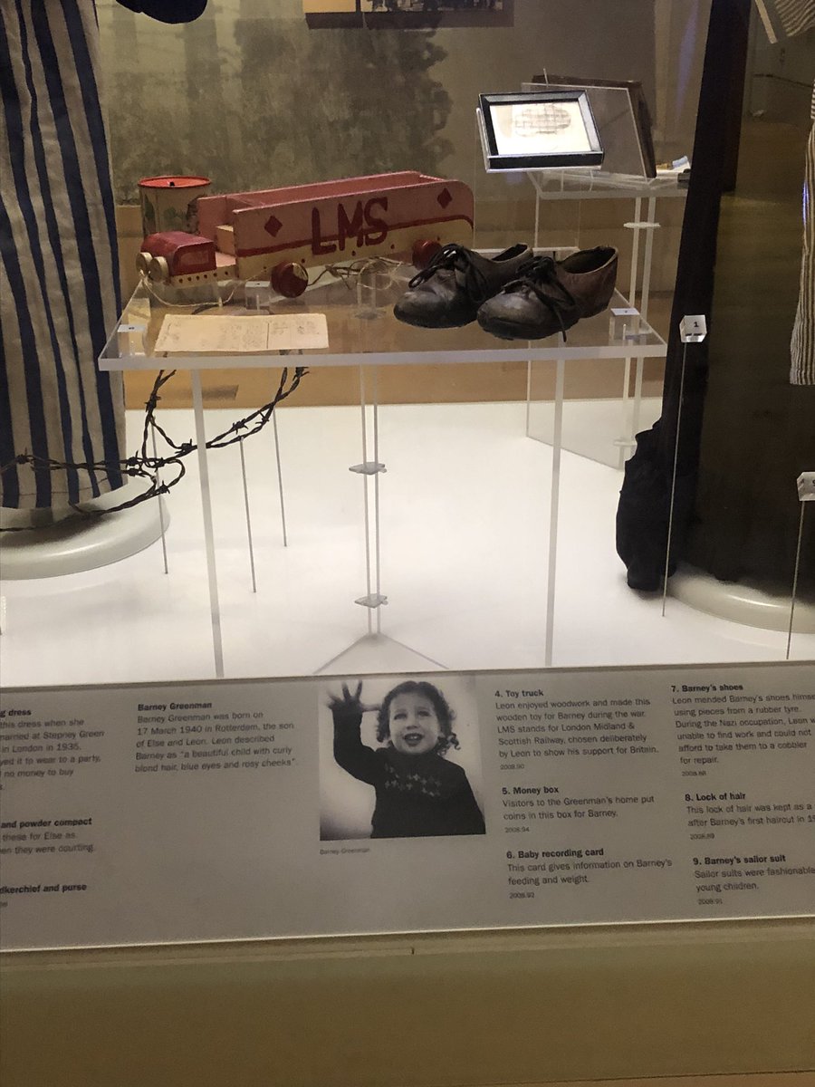 I had a fascinating visit to <a href="/JewishMuseumLDN/">Jewish Museum London</a> yesterday. #HappyHanukkah to all celebrating! 🕎