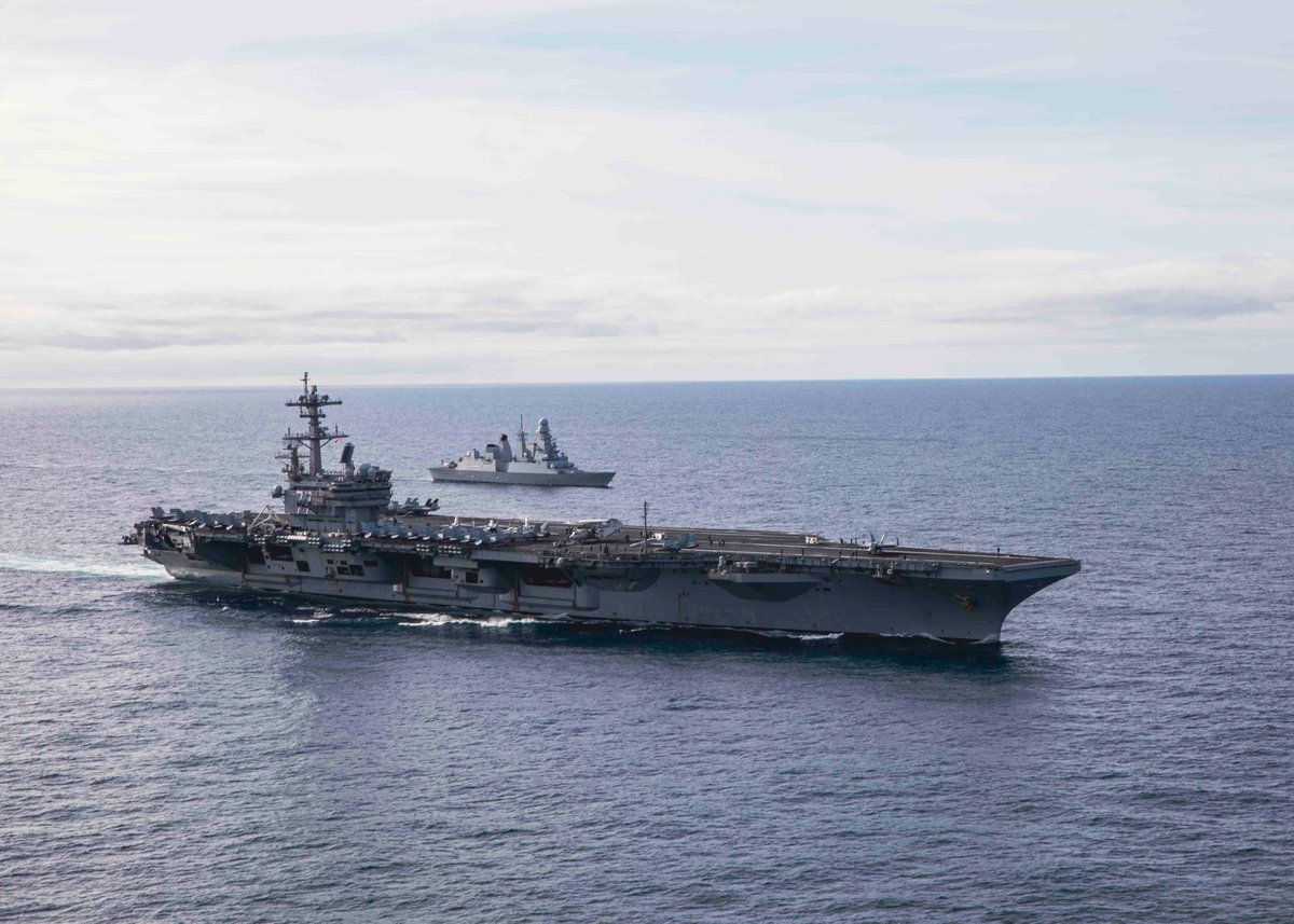 Ambasciata U.S.A. (@ambasciatausa) on Twitter photo La partnersip tra <a href="/ItalianNavy/">Marina Militare</a> e <a href="/USNavy/">U.S. Navy</a> è incredibilmente forte. We are #StrongerTogether.
L'Incaricato d'Affari Shawn Crowley a bordo della #USSGeorgeHWBush, con il Vice Min. <a href="/MinisteroDifesa/">Ministero Difesa</a> <a href="/matteoperegodic/">Matteo Perego di Cremnago</a> e Stefania Craxi, Pres. della Comm. Difesa del <a href="/SenatoStampa/">Senato Repubblica</a>. La partnersip tra <a href="/ItalianNavy/">Marina Militare</a> e <a href="/USNavy/">U.S. Navy</a> è incredibilmente forte. We are #StrongerTogether.
L'Incaricato d'Affari Shawn Crowley a bordo della #USSGeorgeHWBush, con il Vice Min. <a href="/MinisteroDifesa/">Ministero Difesa</a> <a href="/matteoperegodic/">Matteo Perego di Cremnago</a> e Stefania Craxi, Pres. della Comm. Difesa del <a href="/SenatoStampa/">Senato Repubblica</a>.